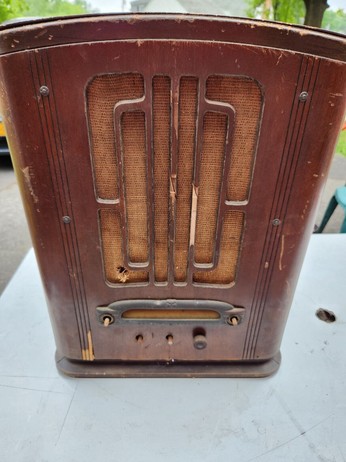  1930s GE Model A-82 Art Deco Tombstone Tube Radio As Is