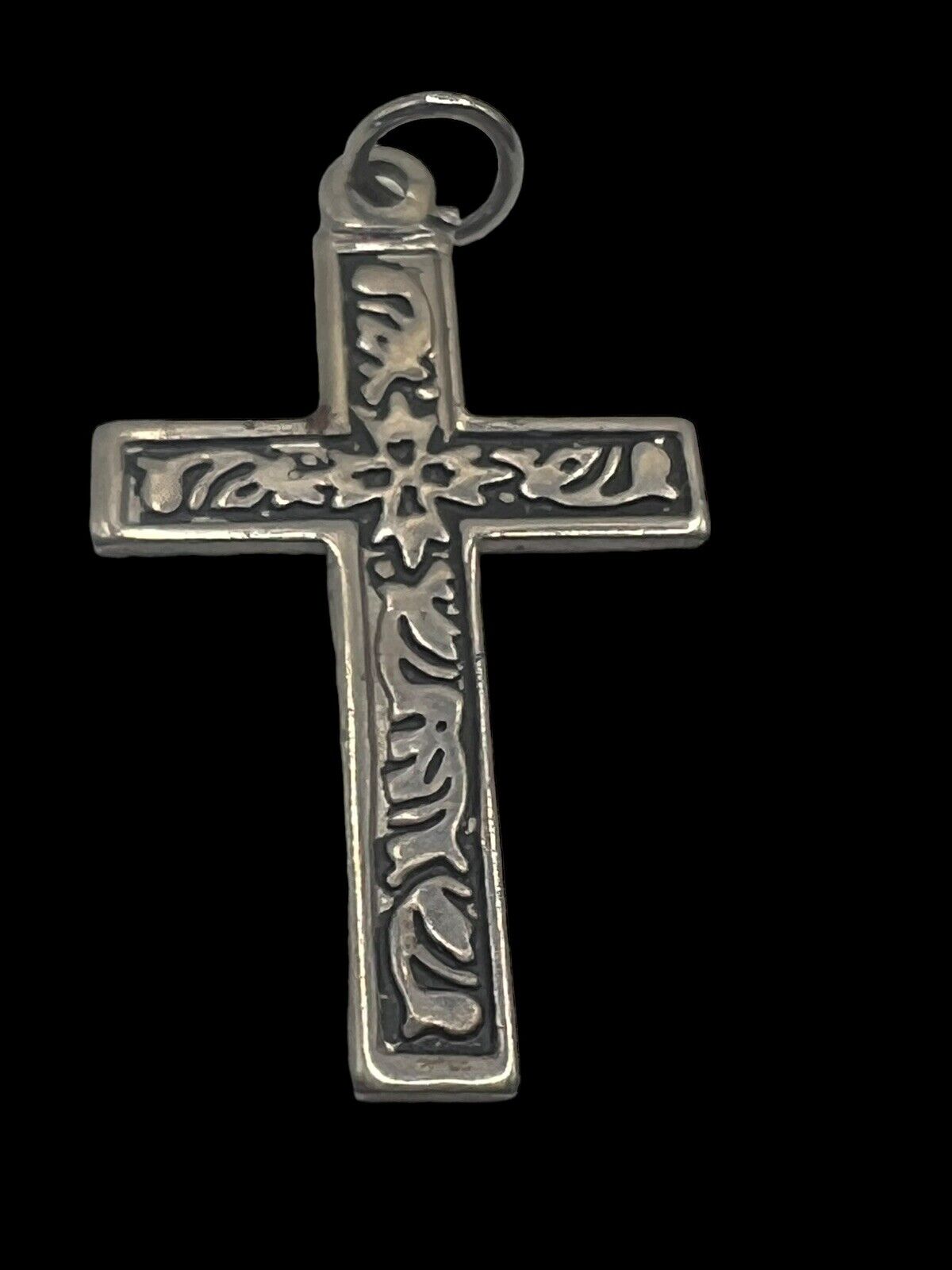 Vintage Christian Cross Pendant: Flower Vine Design Jewelry Religious