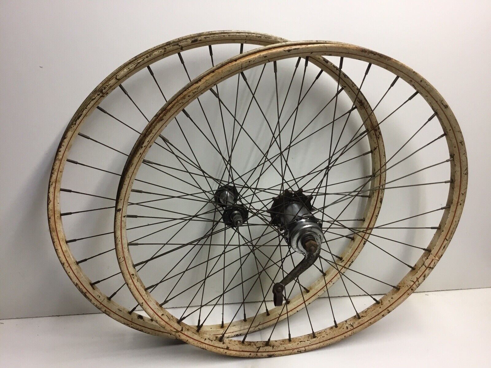 Prewar 1941 Schwinn Bicycle Wheels Rims 26” 2.125” Drop Center Painted Original 