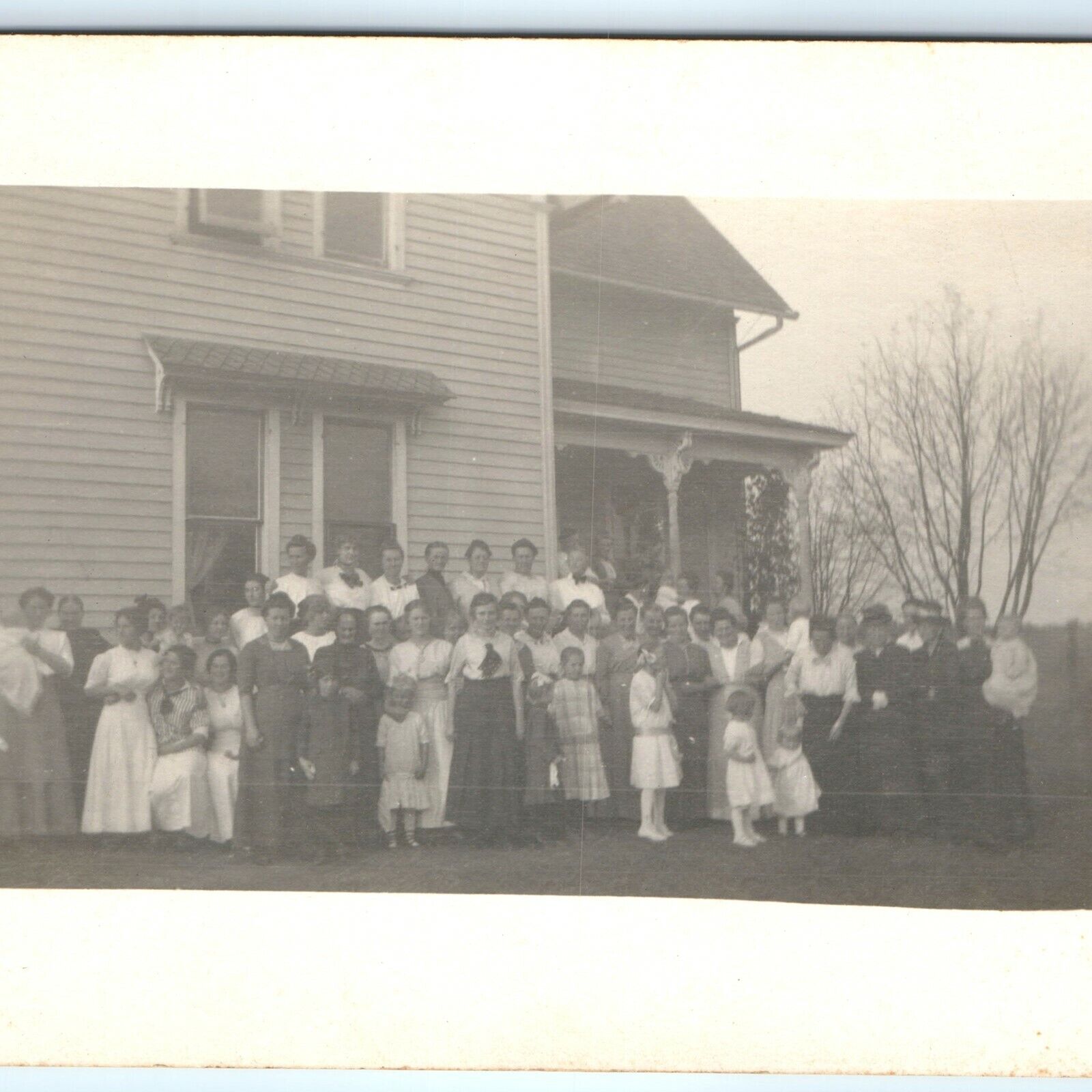 c1910s-20s Unknown Group of Women & Children RPPC Real Photo House Cute Kids A30