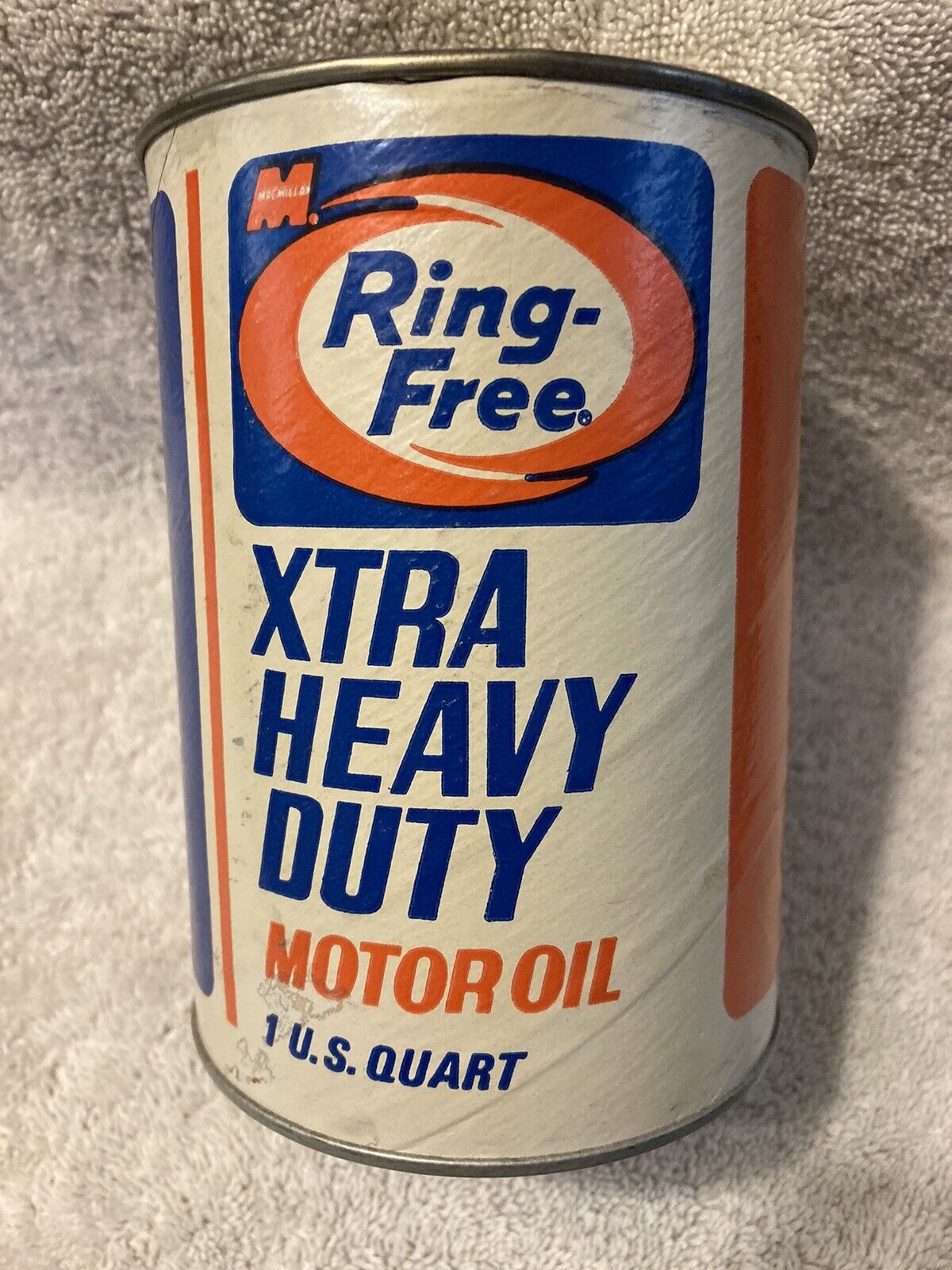 Vintage MacMillan RING-FREE XTRA HEAVY DUTY Motor Oil 1 qt. Can Coin Bank, 1968.