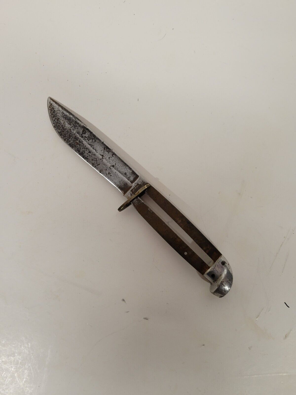Western Cutlery  USA Fixed Blade Knife Needs Handle Repair