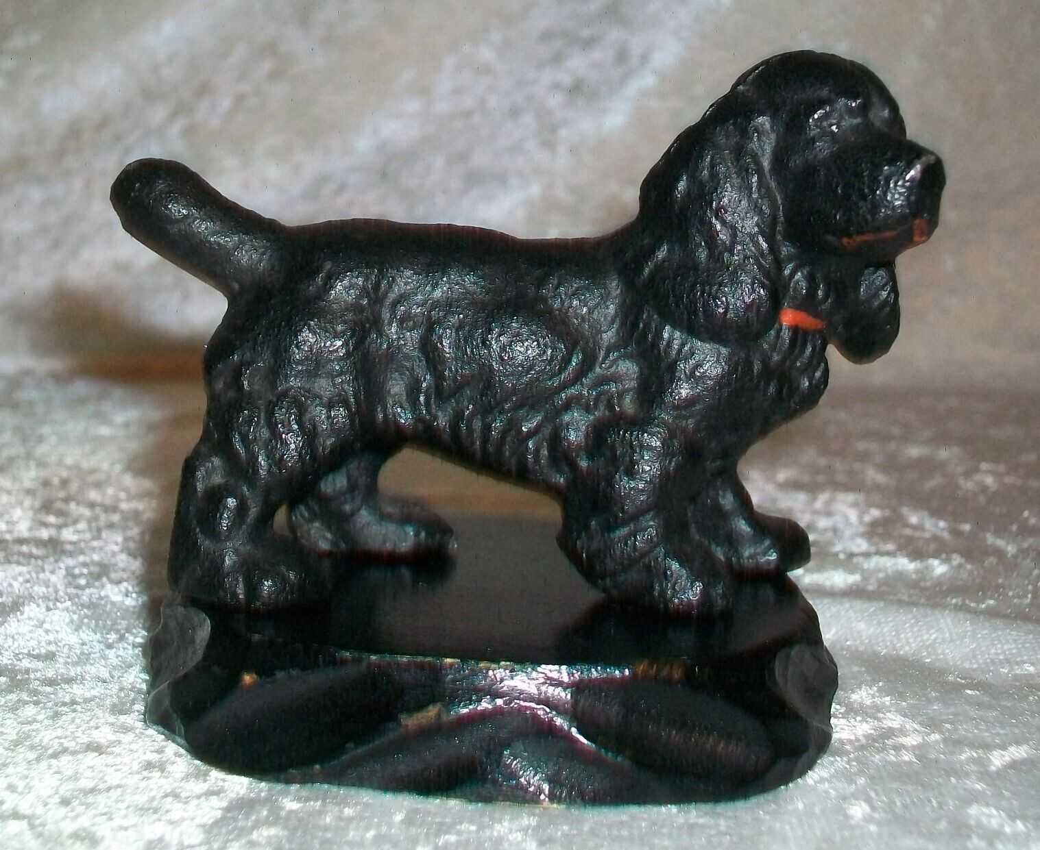 Vintage Hubley Black Cast Iron Cocker Spaniel Dog Figurine Wood Display Stand