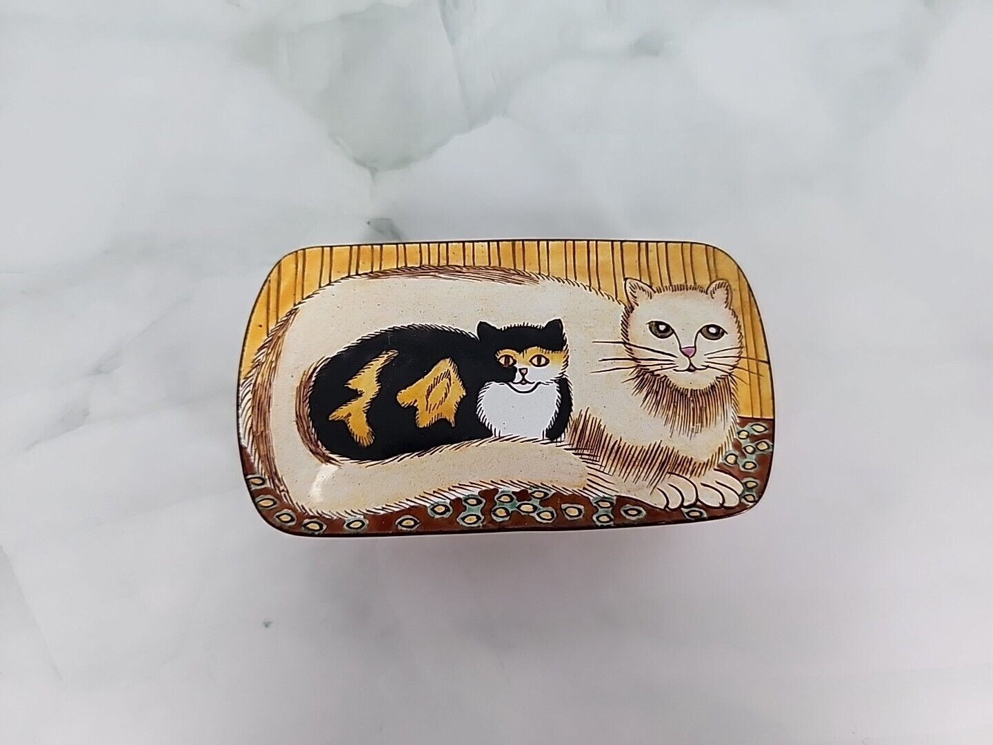 Vintage Brass Cat Enamel Trinket Box Jewelry Smiling Cats Calico 
