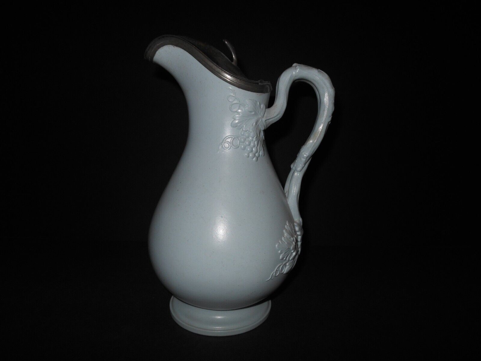 Ant/Vtg Grape & Leaf Pattern Pottery Syrup/Creamer Finial Pewter Hinged Lid