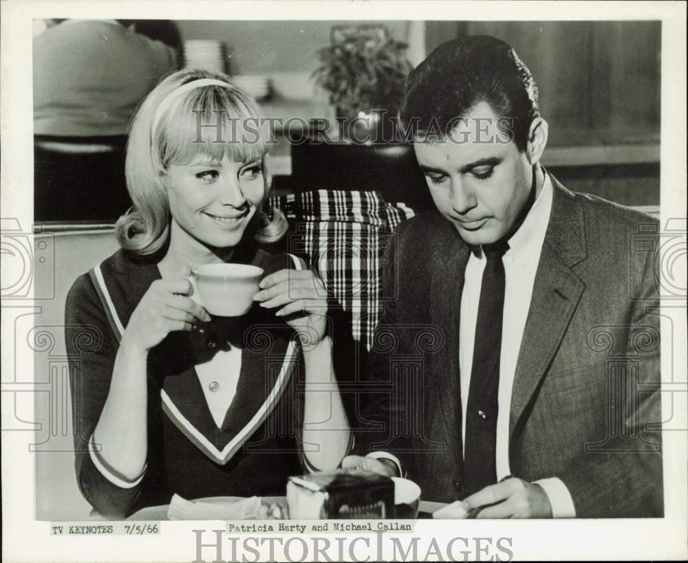 1966 Press Photo Actors Patricia Harty & Michael Callan Perform Scene