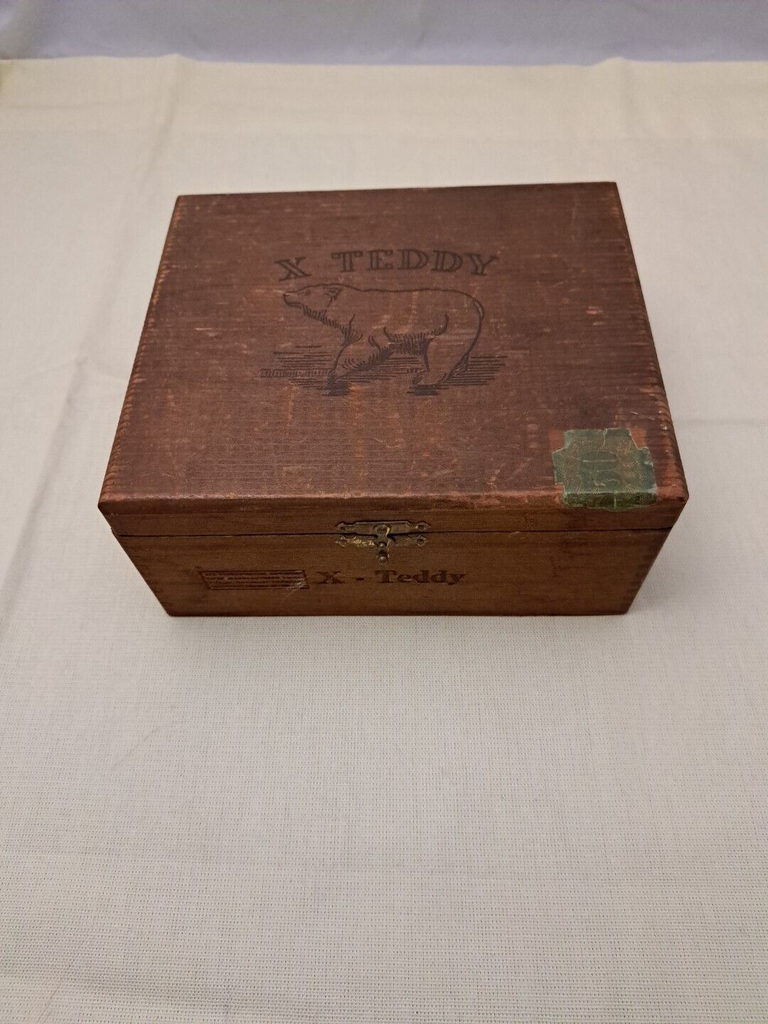 X Teddy Roosevelt Wooden 12 Cigar Box 1920 Polar Bear Tax Stamp