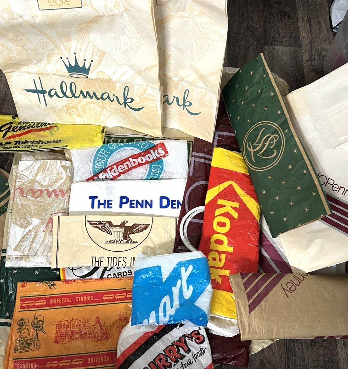 Vintage Plastic Shopping Bags Hecht's Woodward, Hallmark, Univ Studios Kodak Lot