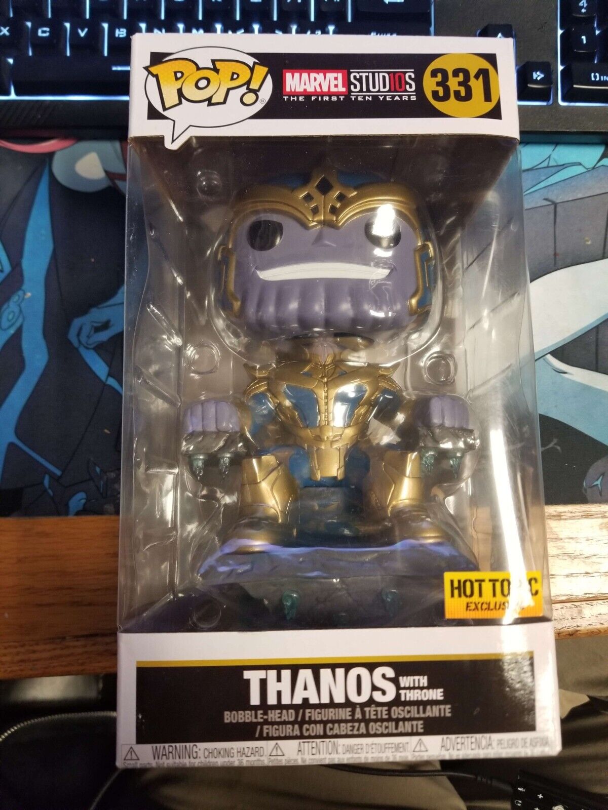 Funko Pop Deluxe: Marvel - Thanos with Throne - Hot Topic (HT) (Exclusive) #331