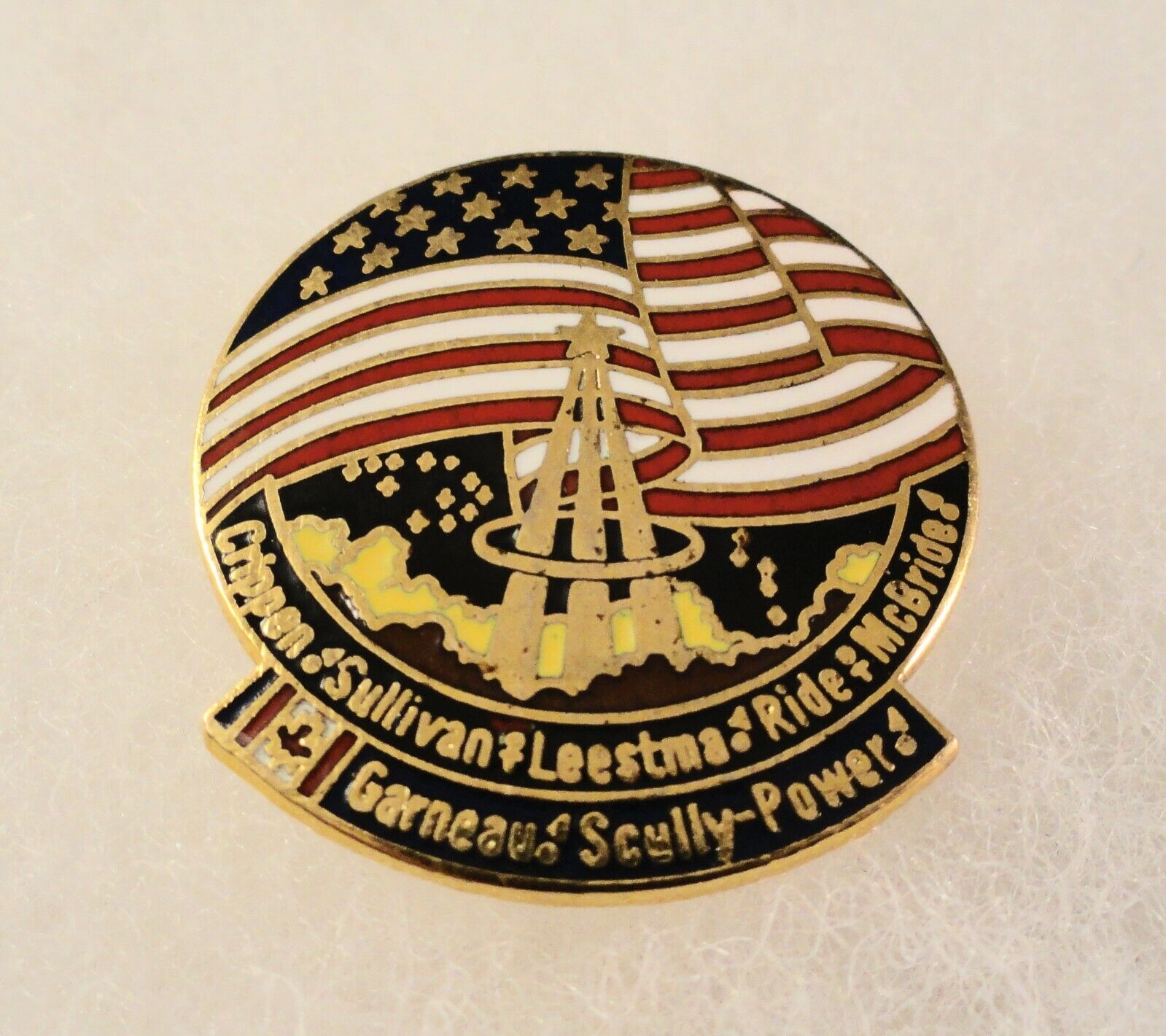 1 Lapel / Hat Pin(s) - Vintage 1980s Era - OFFICIAL NASA STS-41G cloisonne