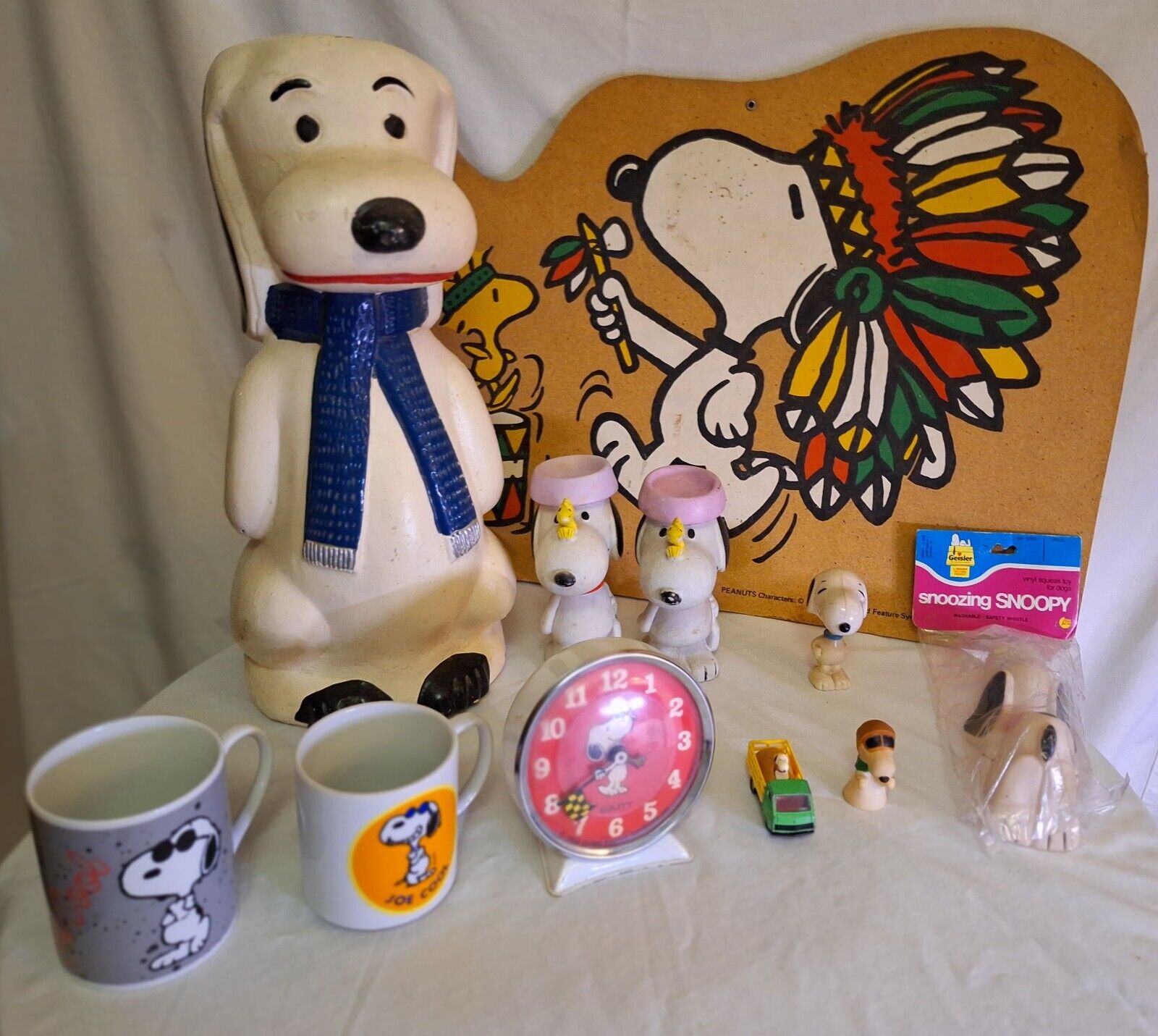 Vintage Snoopy Collectibles Lot of 12 item