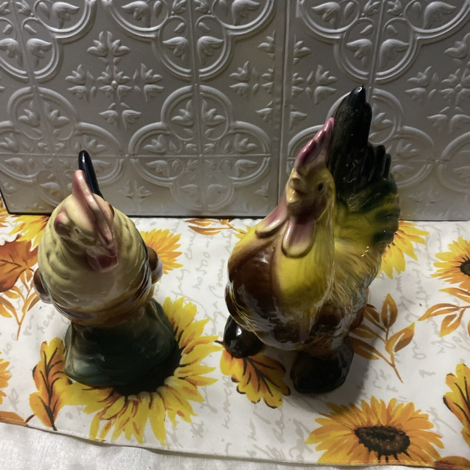 Lot Of 2 Hen And Rooster 