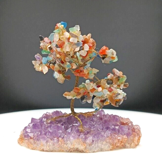BEAUTIFUL VTG MULTICOLOR TREE OF LIFE IN AGATE AMETHYST GEODE STONE c1980 v/g