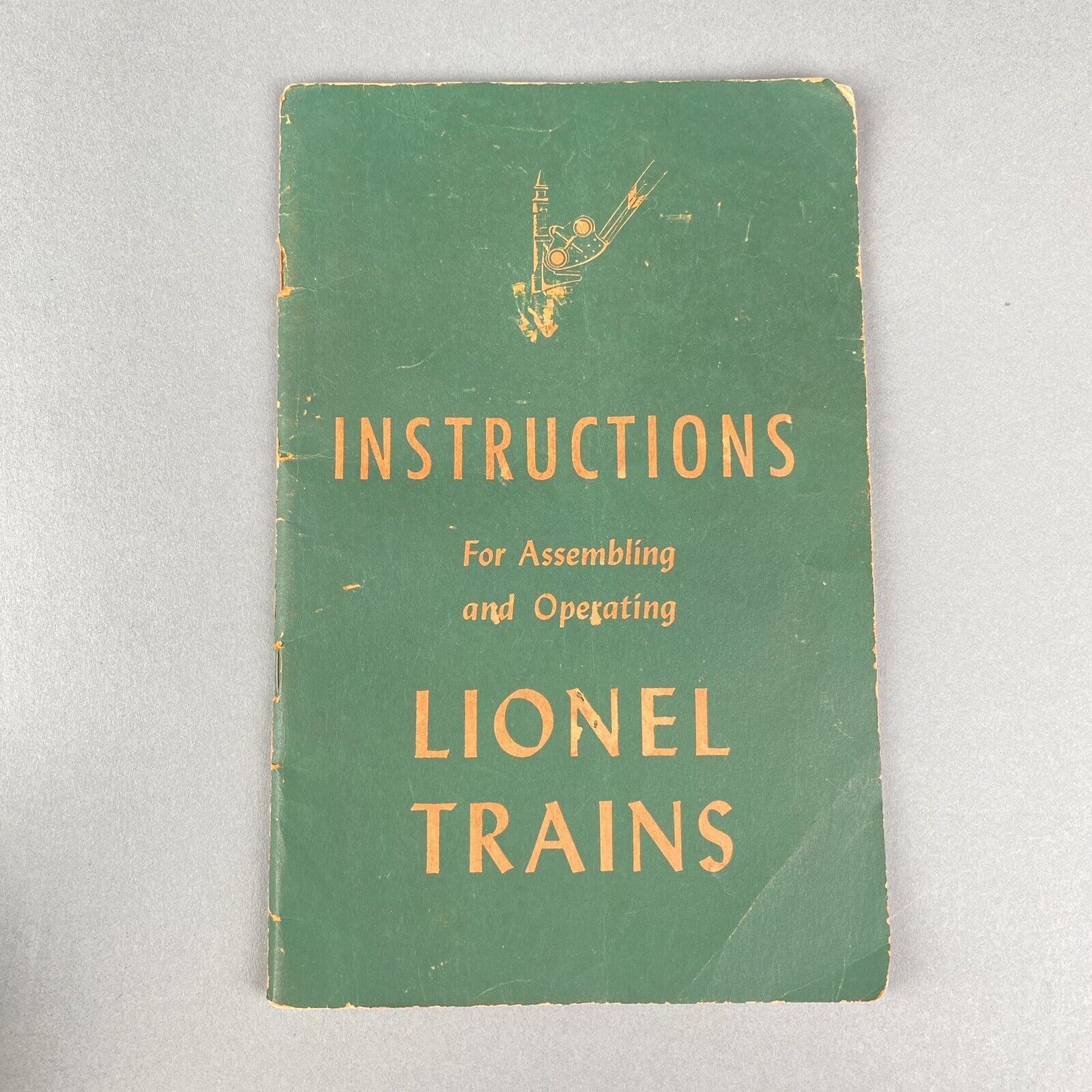 Instructions for Assembling and Operating Lionel Trains , Postwar 1946