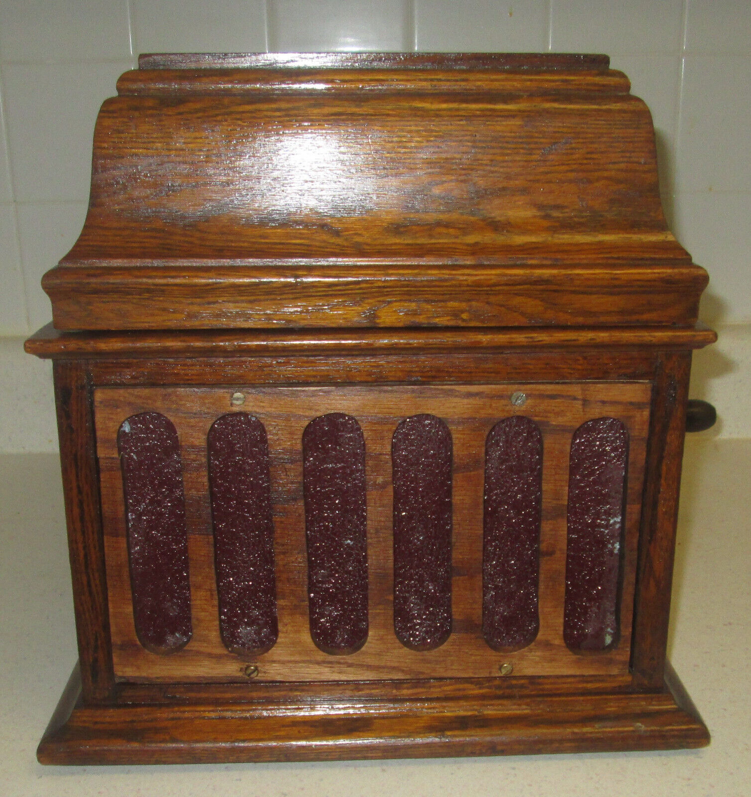Antique Oak Edison Amberola 30 Cylinder Phonograph very nice condition