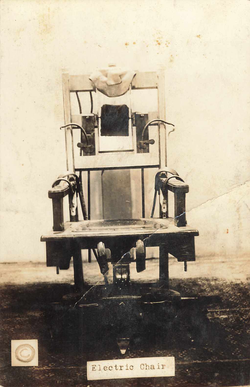 1920s ELECTRIC CHAIR Real Photo Postcard Death True Crime Execution 