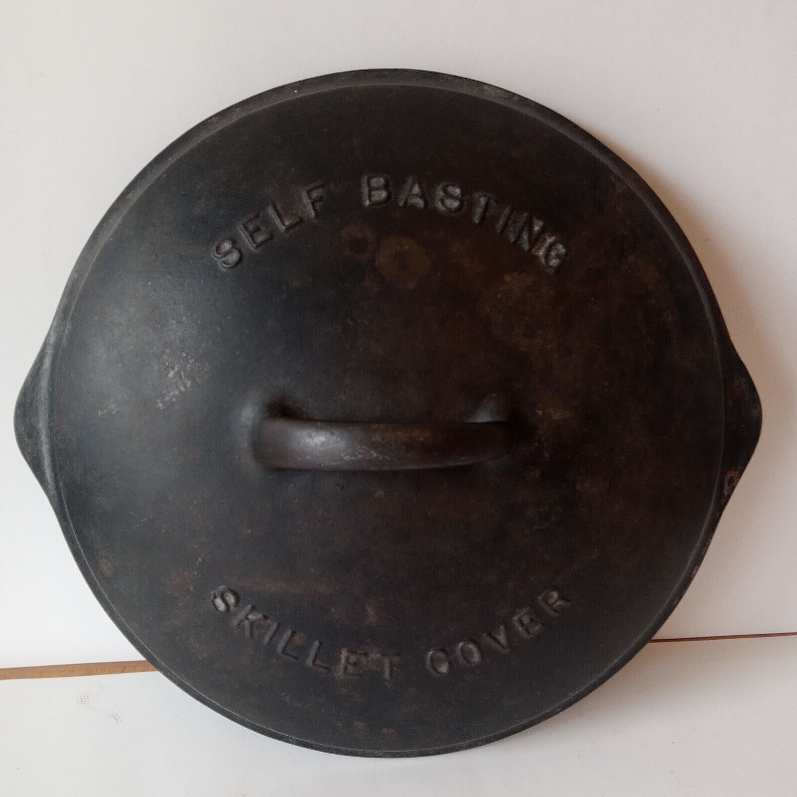 Cast Iron Self Basting Skillet Cover - Griswald Wagnerware 10\