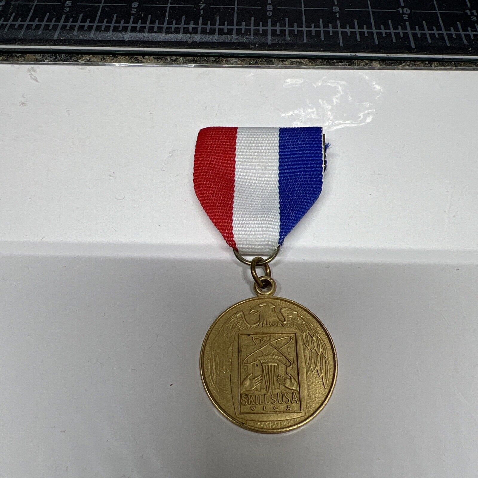 Vintage SKILLS USA CHAMPIONSHIP    VICA AMERICAN EAGLE Medal Pin.