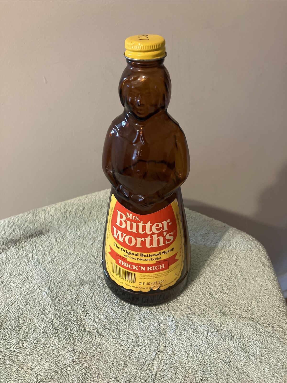 Vintage Mrs. Butterworth’s Syrup Glass Bottle  Thick \'N Rich Label 24