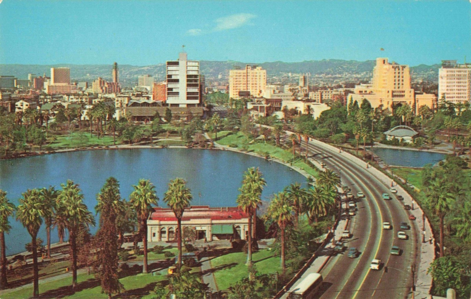 Los Angeles CA, Wilshire Blvd, General Douglas MacArthur Park, Vintage Postcard