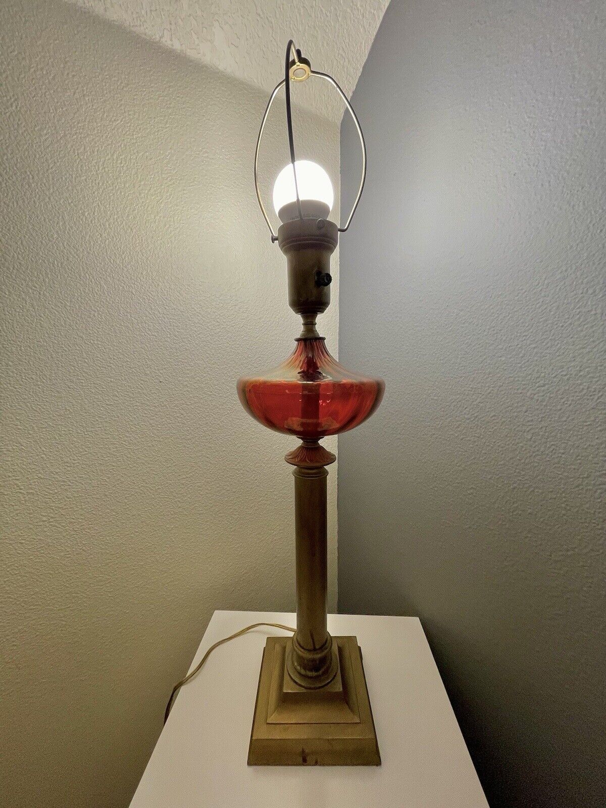 Vintage LR. Foss Art Neauveau MCM Cranberry Glass & Brass Parlor Table Lamp 30”