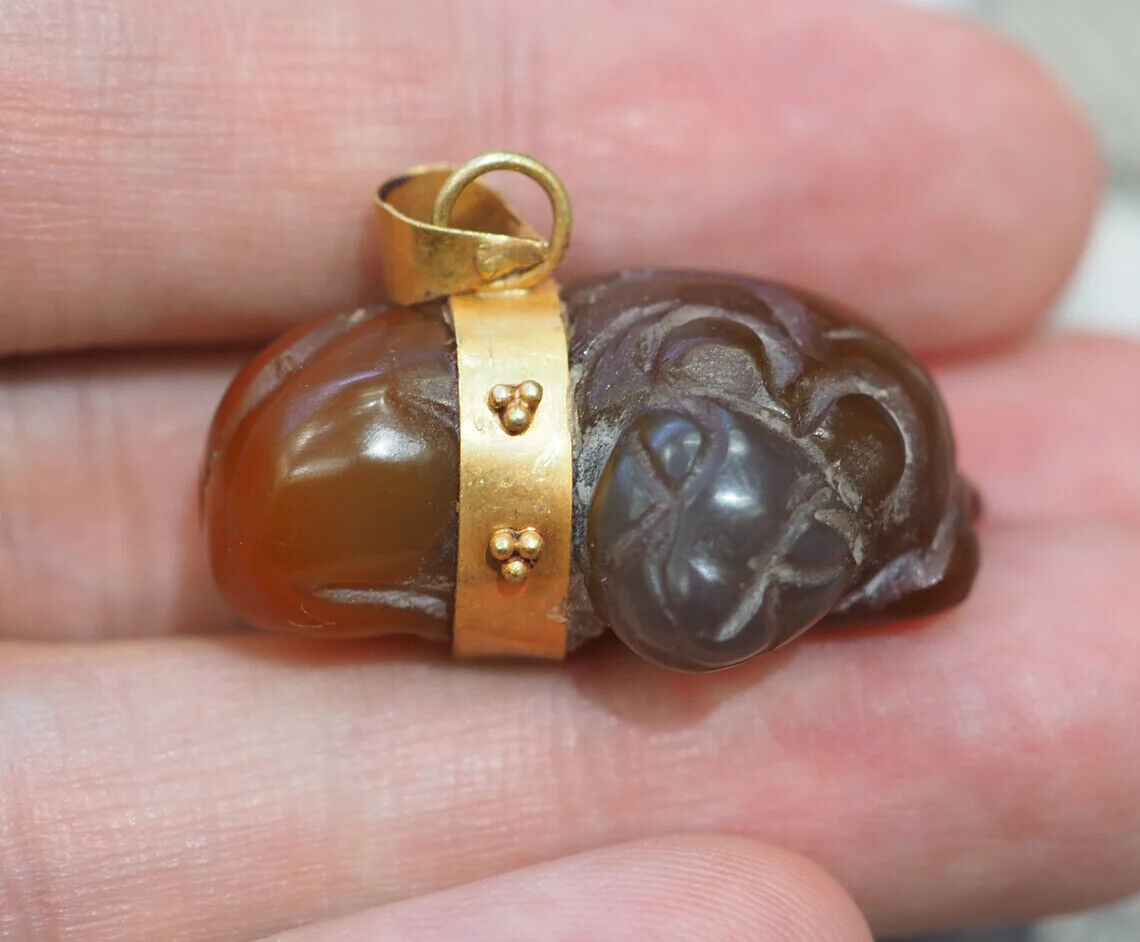 Ancient Carnlian Sleeping Lion Amulet bead genuine Solid 22k Gold Pendant