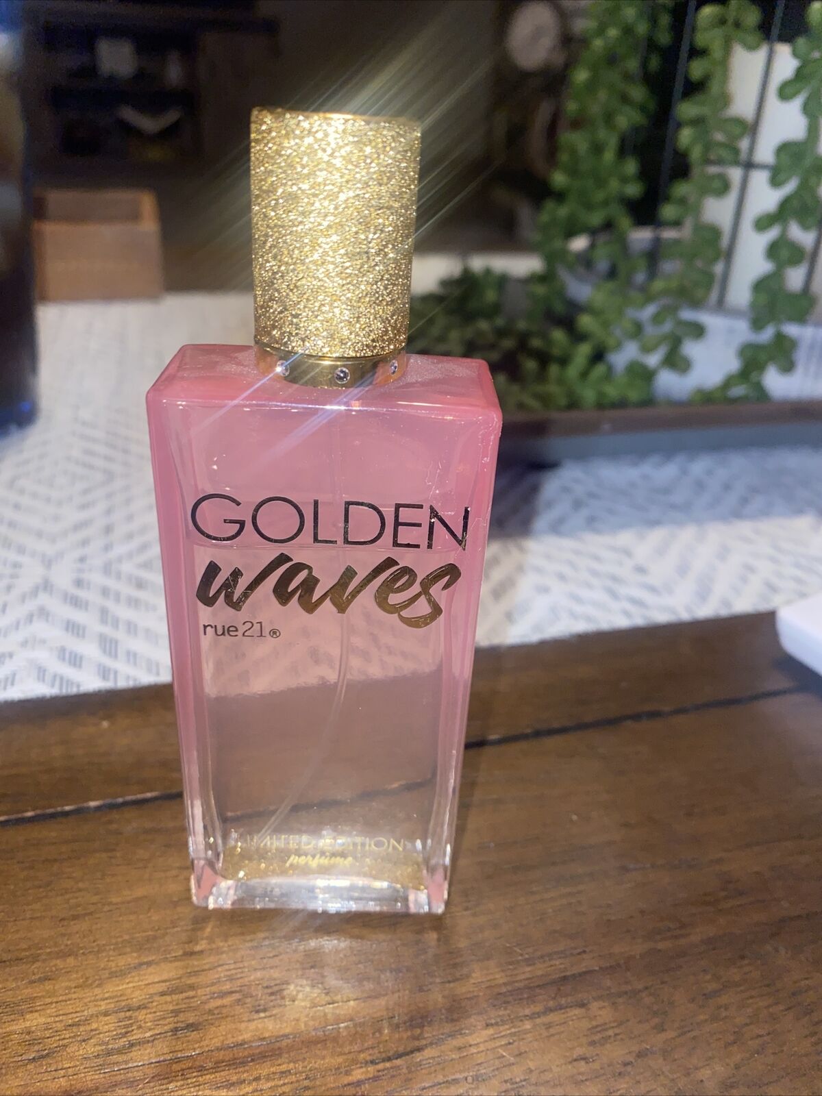 Rue21 Golden Waves Perfume Limited Edition 1.7 fl oz READ DESCRIPTION