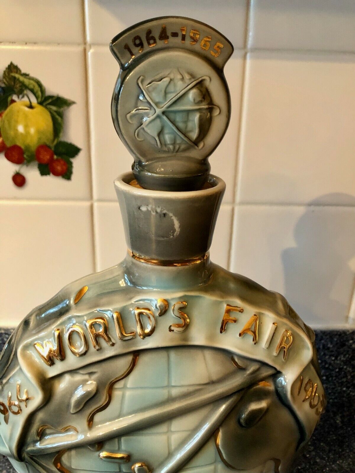 Vintage 1964-65 New York World‘S Fair Jim Beam Gilbey’s Scotch Whiskey Decanter