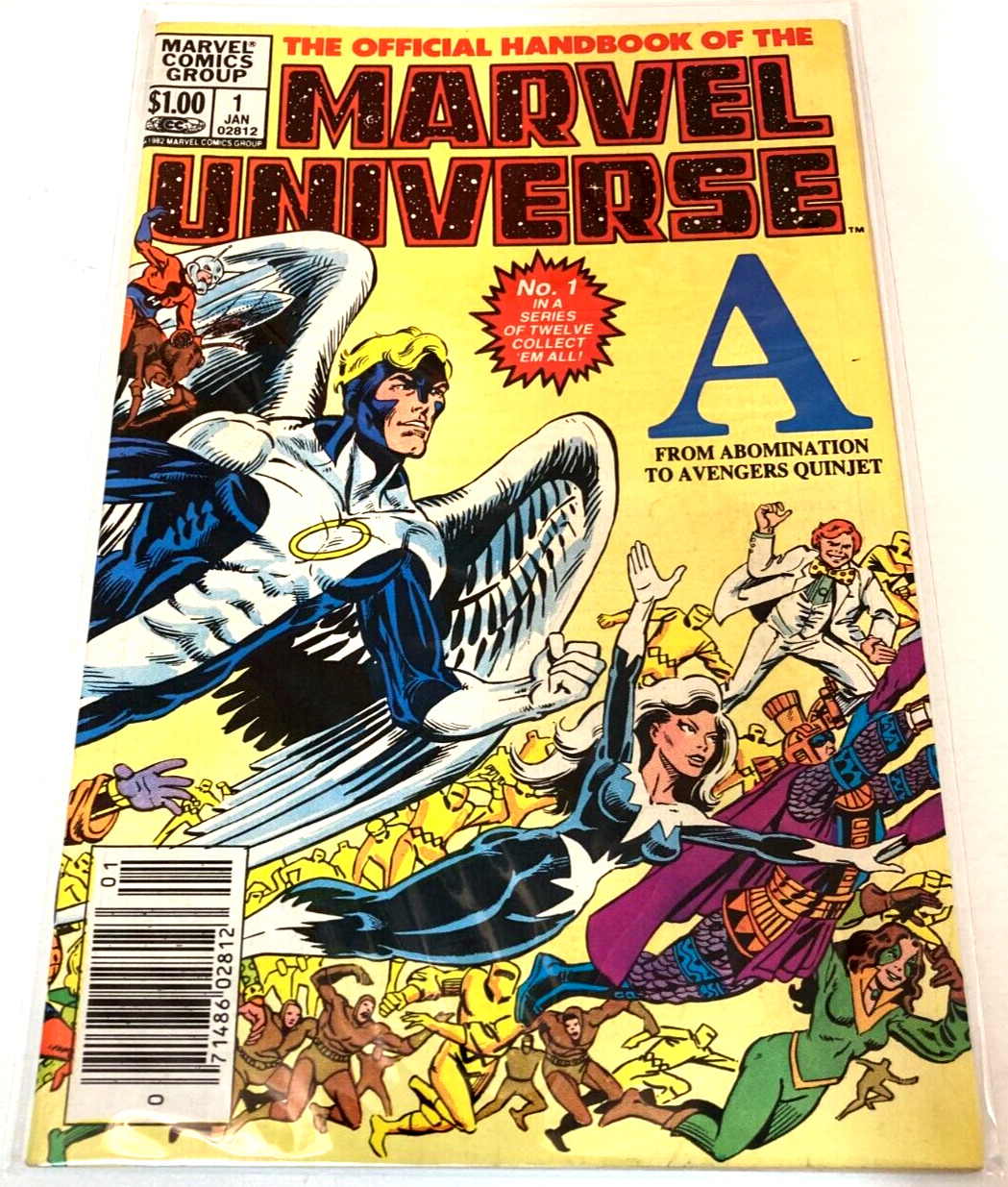 The Official Handbook of the Marvel Universe #1 A Marvel Comics 1982