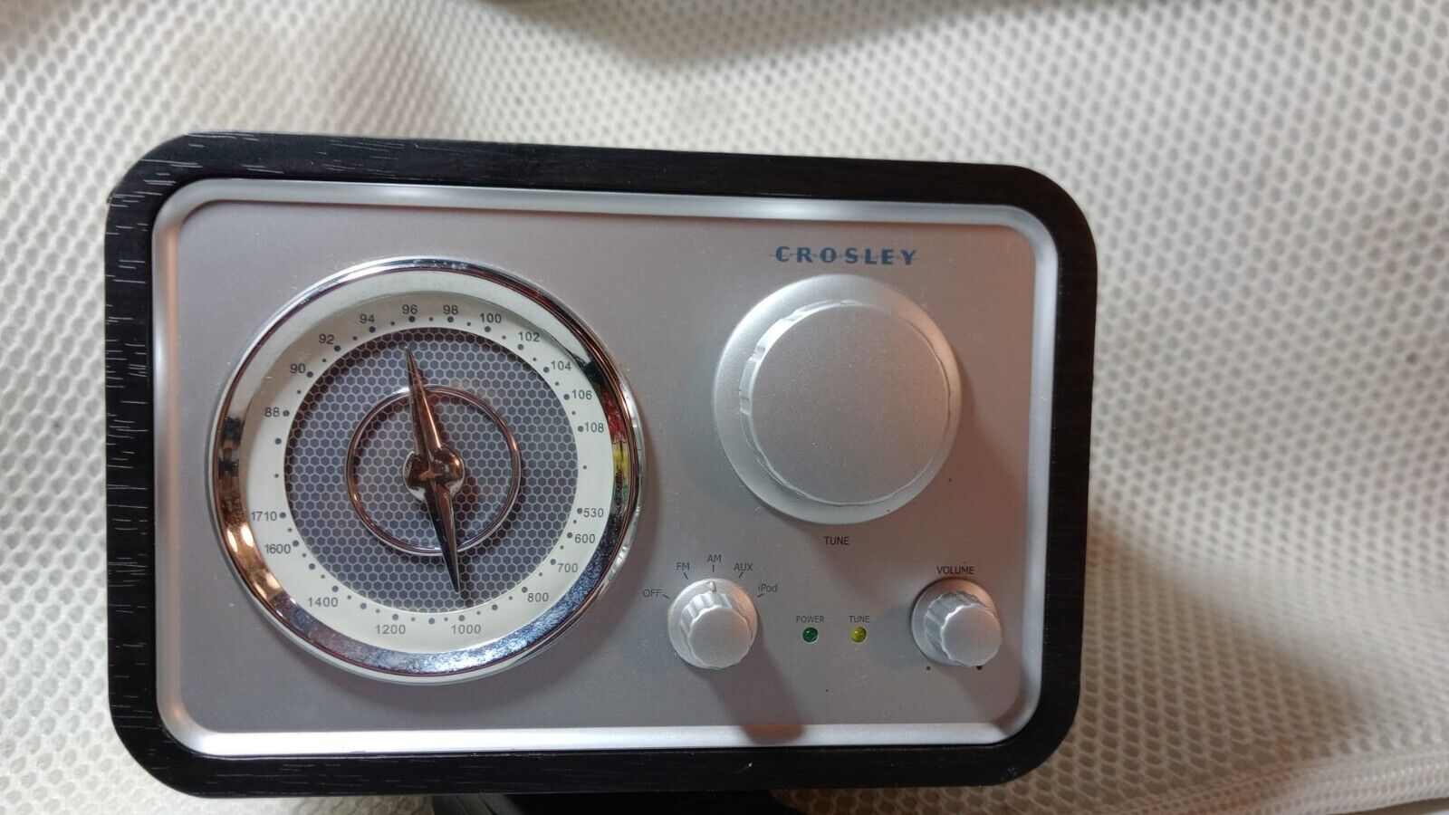 Crosley Solo AM/FM AUX Receiver Model CR3003 Radio Mid Century Modern Style