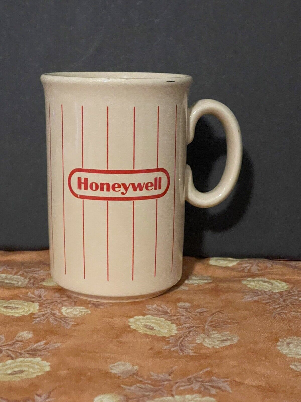 Vintage Ceramic Honeywell D Handle Mug