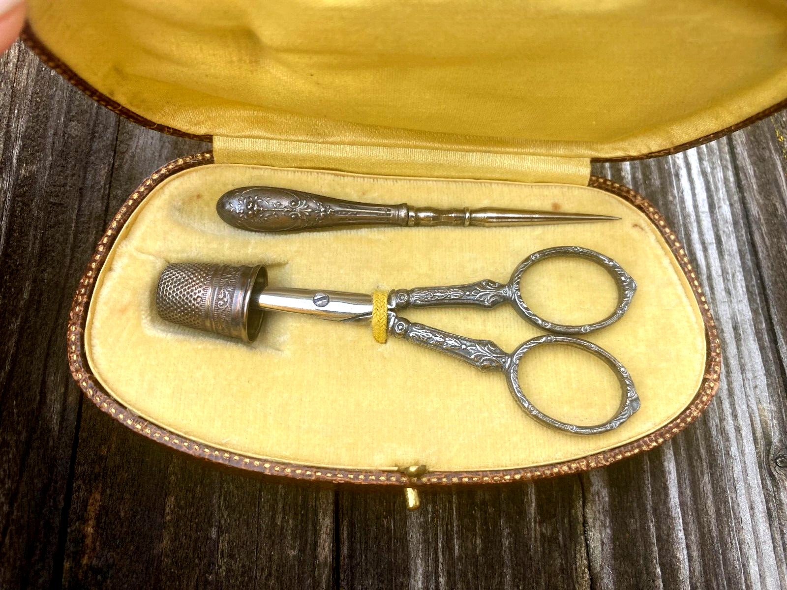 Antique Silver Argento Sewing Tool Travel Set Kit Scissors Thimble Leather Box