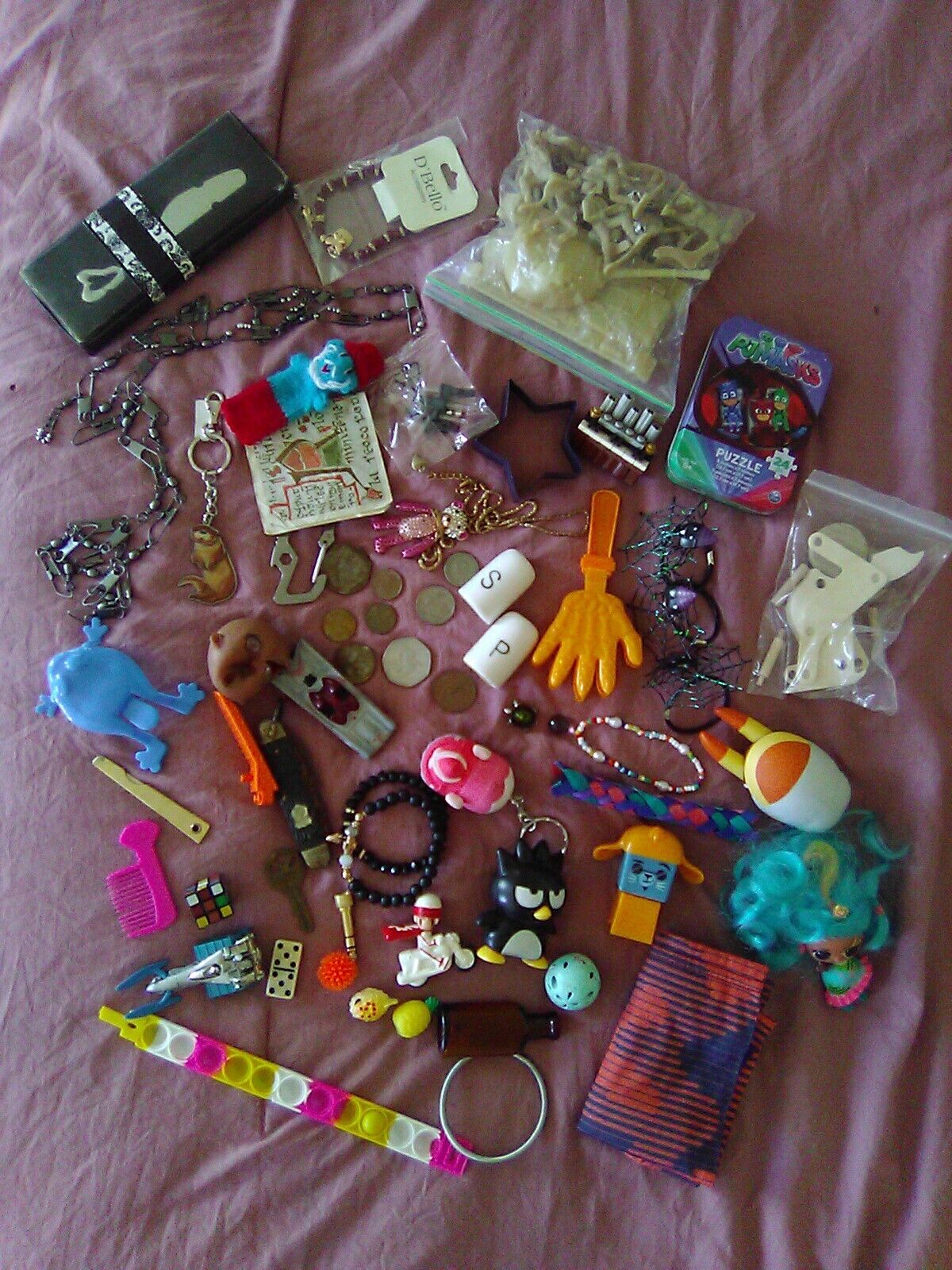 Junk Drawer Trinket Lot Casting Mis. Stuff Jewelry Toys Coins Keychains Knife