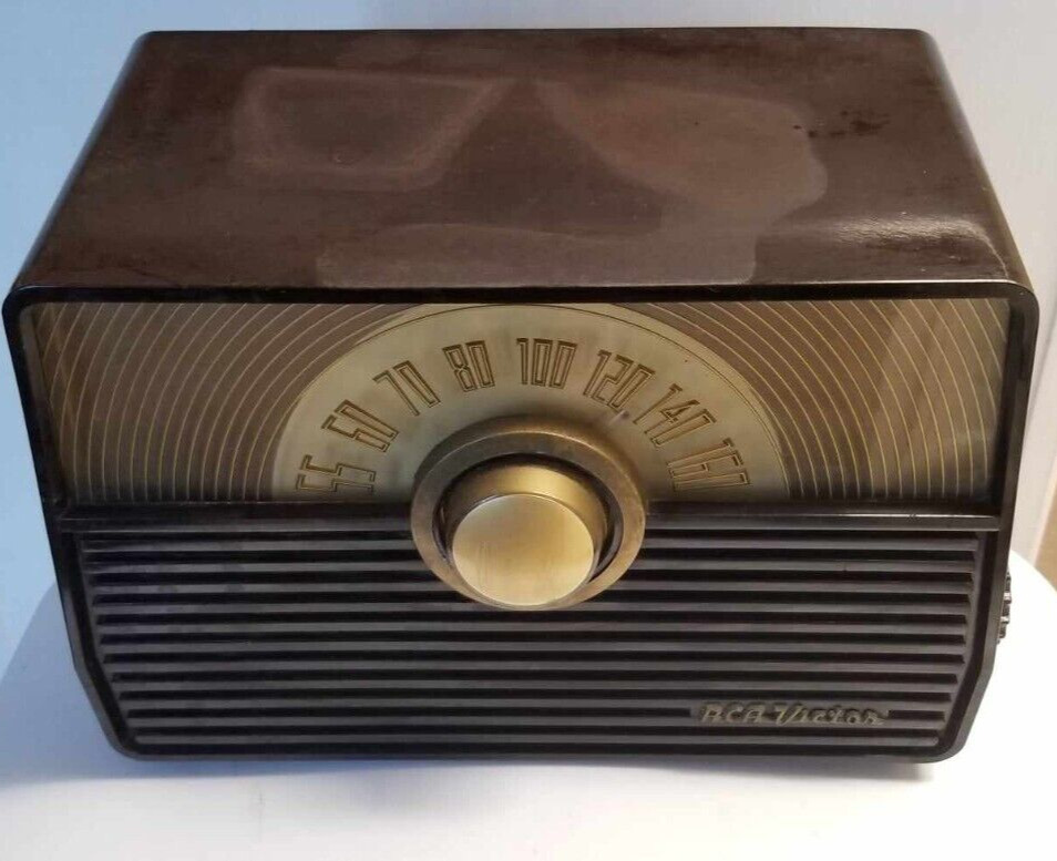 RCA Victor Vintage Tube Radio 