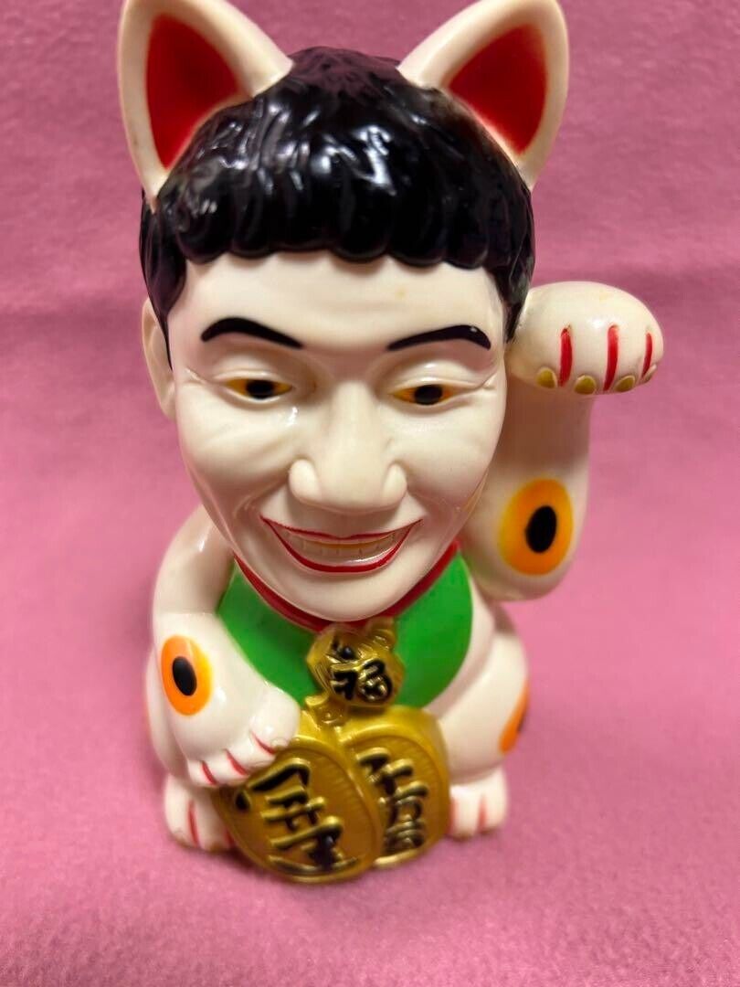 A TV piggy bank that boosts the energy of the genius Takeshi Height approx. 14cm