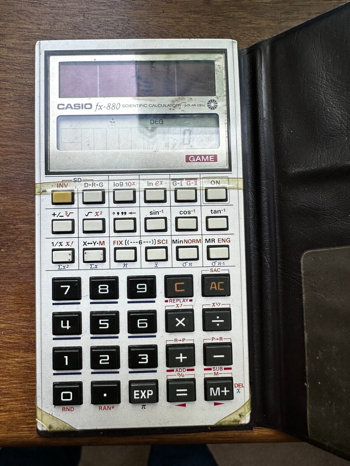 Very Rare Casio FX-880 Solar LCD Scientific Calculator with Two Games