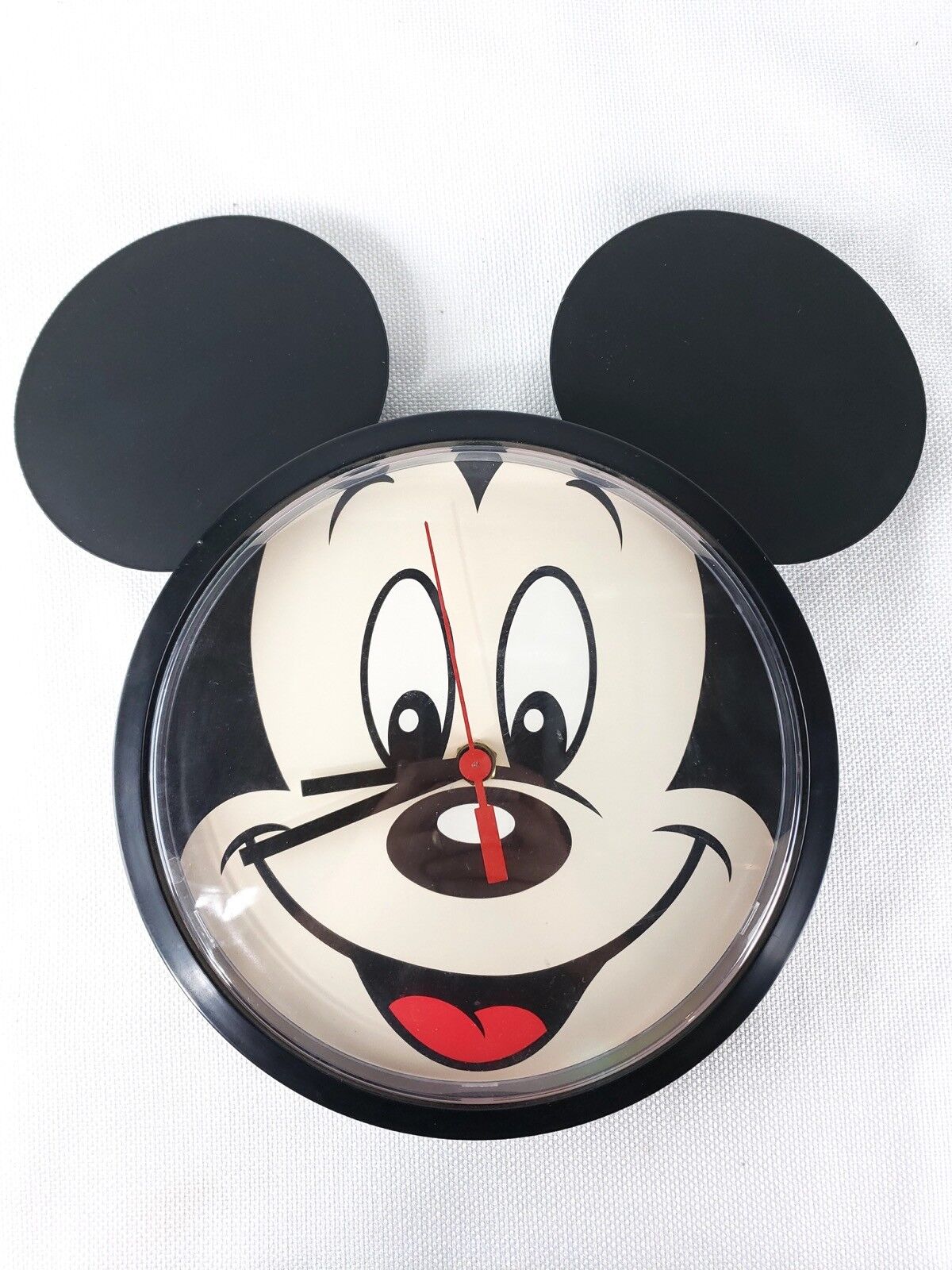 Vintage Sunbeam 881-2065 Mickey Mouse Battery Operated Wall Clock