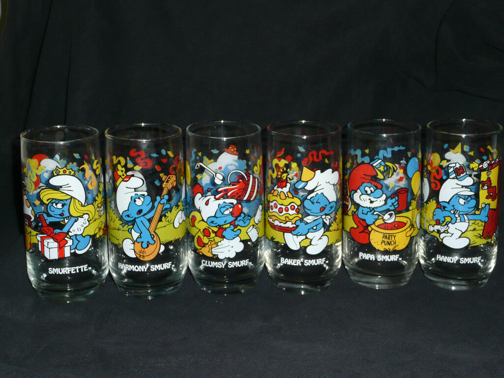 Complete Vintage Set of 6 1983 Smurfs Birthday Celebration Series Glasses MINT