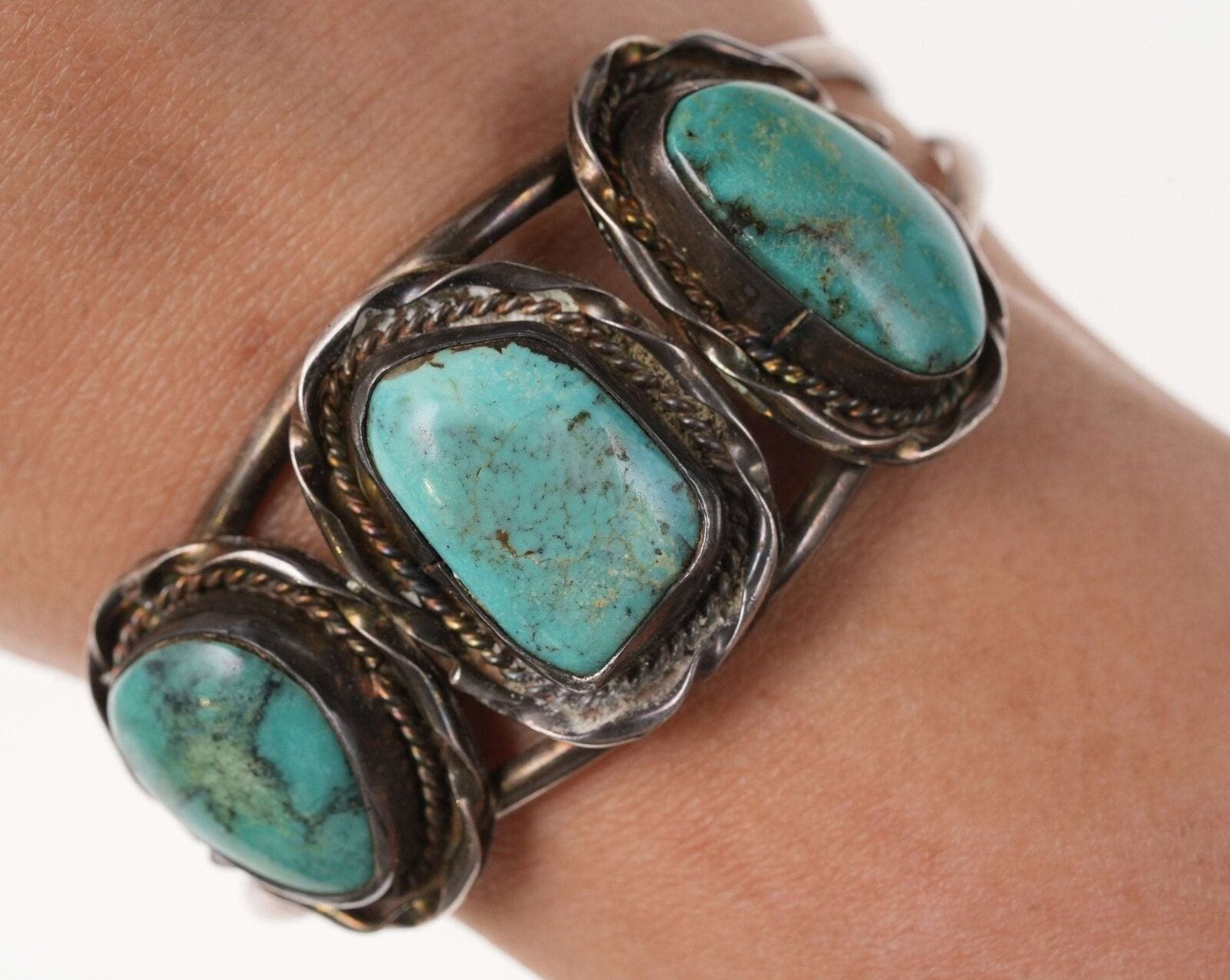 Vintage Navajo Sterling/turquoise cuff bracelet s