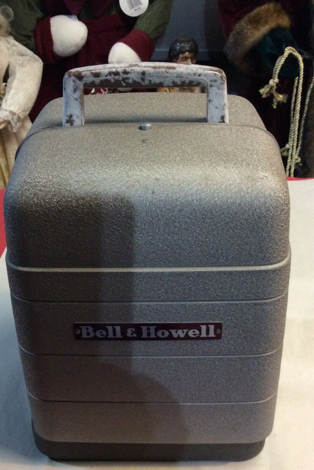 Vintage Bell & Howell 8MM Movie Projector Model 253 AX. 500 W Max ,5 Amp. USA.