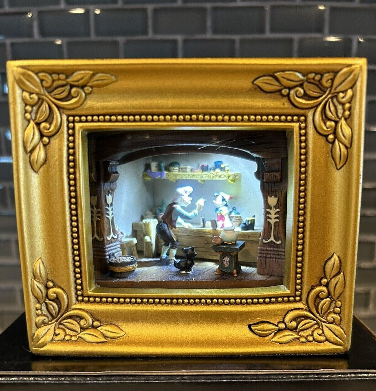 Disney Olszewski Gallery Of Light Up Box Geppetto Paints Pinocchio New