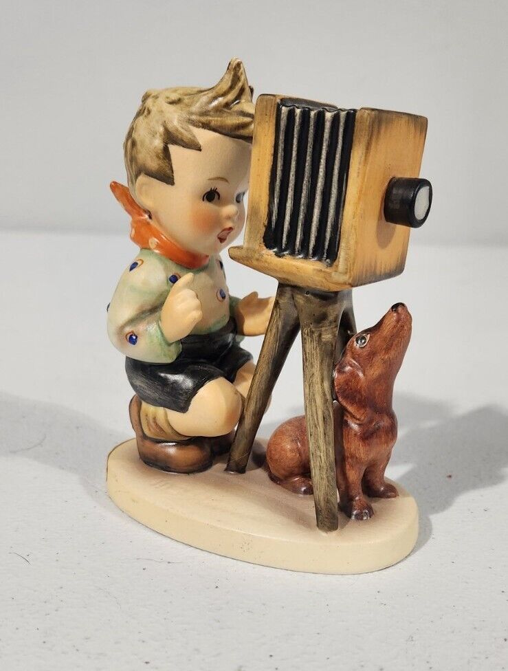 Vtg Goebel Hummel Figurine The Photographer Boy Camera + Dog West German Figure