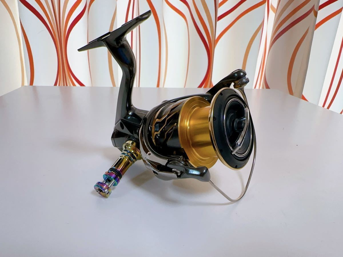 SHIMANO 20 TWIN POWER 4000XG with reel stand