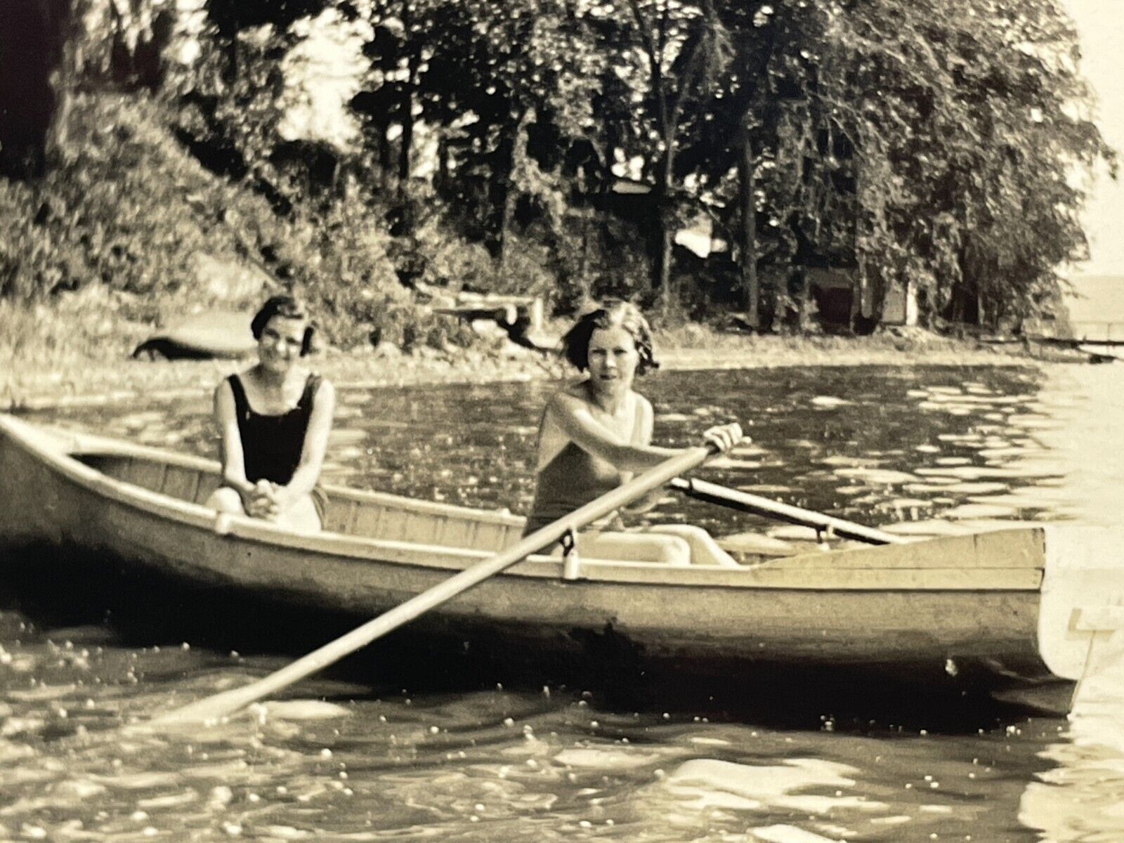 XE Photograph Two Beautiful Woman One Piece Bathing Suits Rowing Canoe 1940\'s