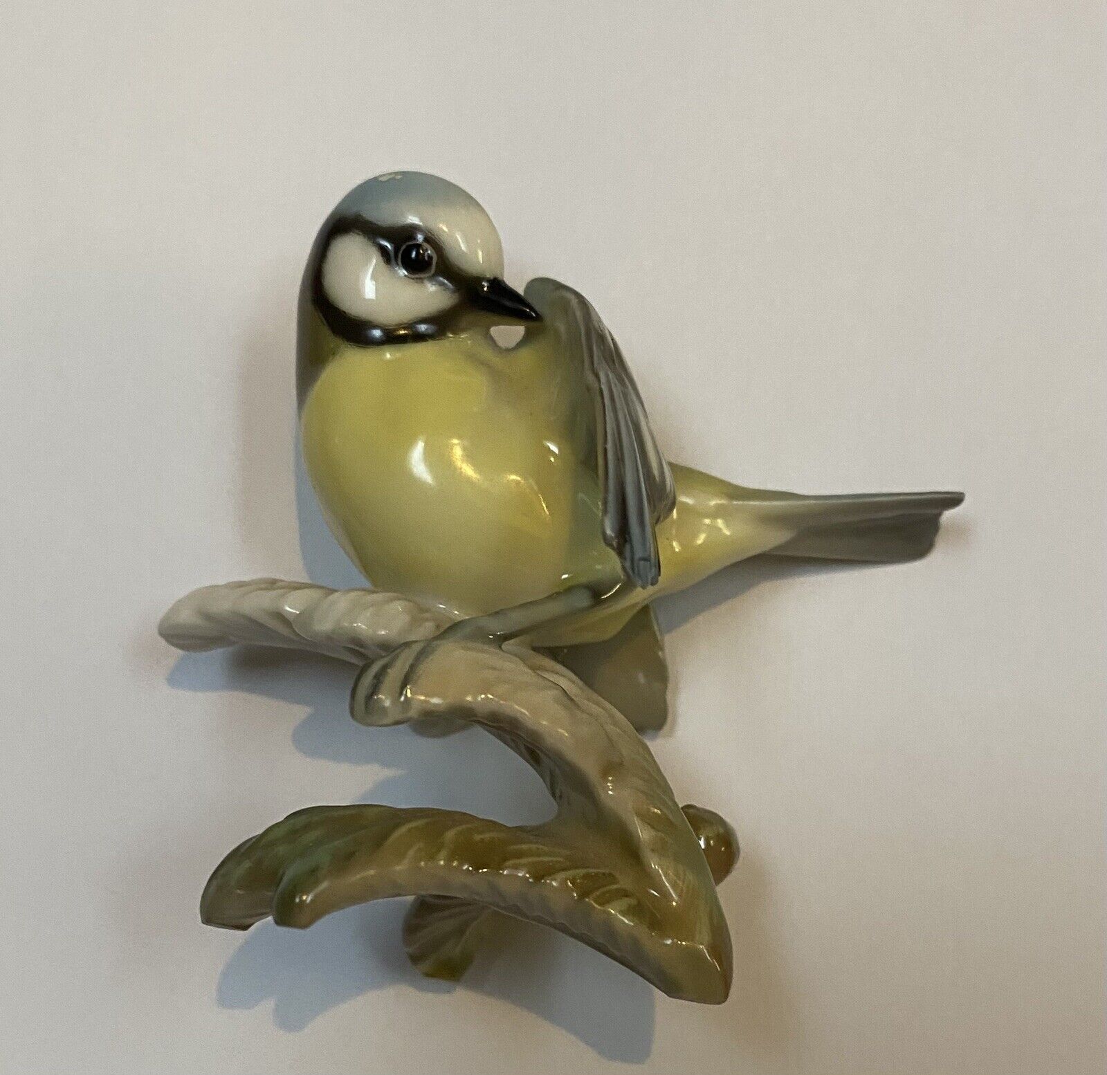 Germany LHS Hutschenreuther Selb Kunstabteilung Porcelain Bird Figurine Vintage