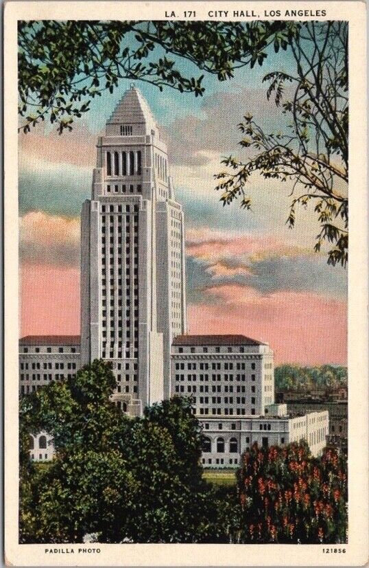 c1930s LOS ANGELES California Postcard CITY HALL Bird's-Eye View / Unused
