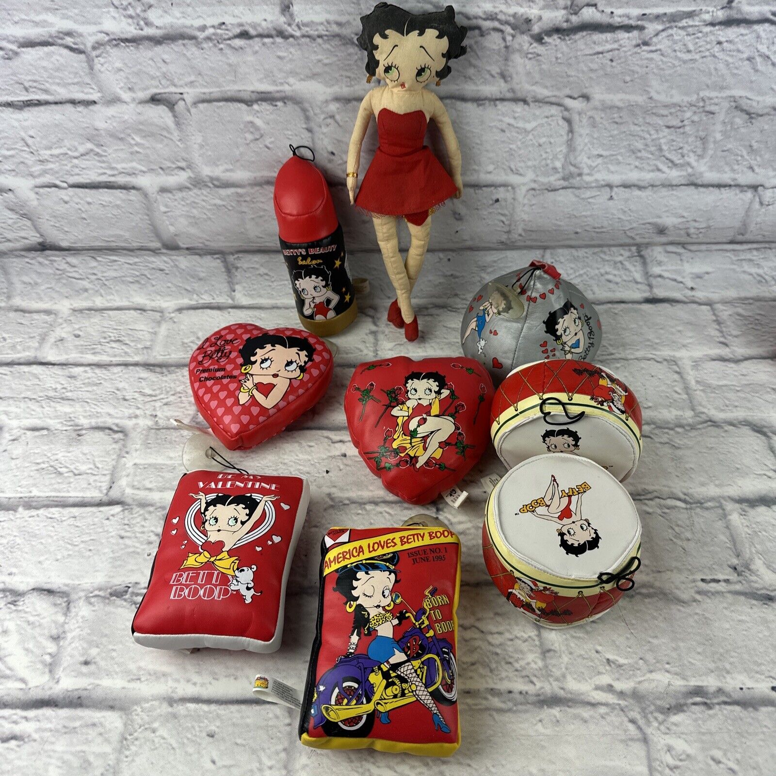 Vintage Betty Boop plush lot Of 9 King And Good Stuff. 90s Hershey Kiss