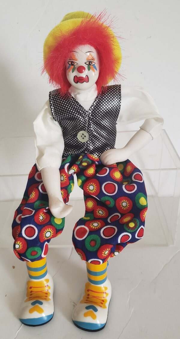 Vintage Ganz Poseable Circus Clown Vibrant Hand Painted Shelf Sitter Collectible