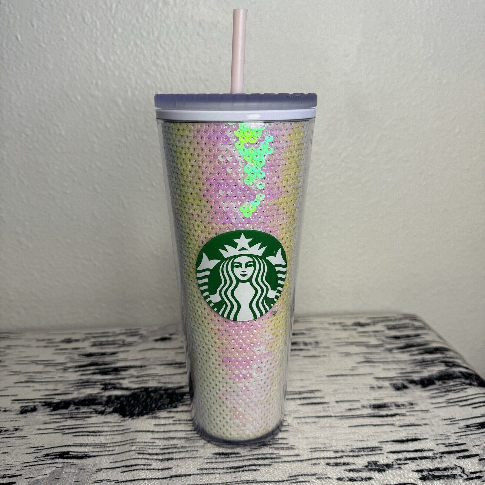 Starbucks Holiday White Sequin Tumbler 2020 Venti 24 oz Cold Cup Iridescent