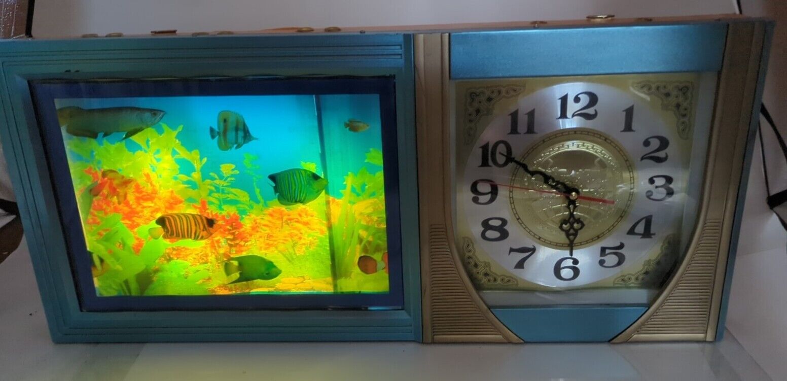 Rare Vintage Backlit Moving Fish Underwater Wall Clock, Background Lightup